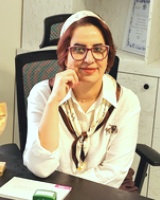 دکتر ماندانا اکبری