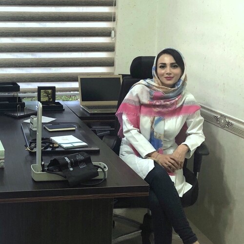 دکتر نسرین خاکی