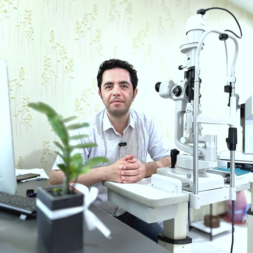 دکتر محمدرضا نیوشا