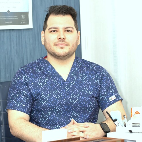 دکتر سینا شیاری