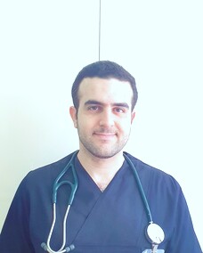 دکتر امین بساق زاده