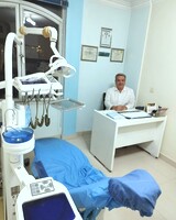 دکتر سیدعلی کمونه