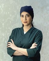 دکتر منا اکبری