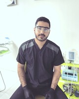 دکتر علی شاکری