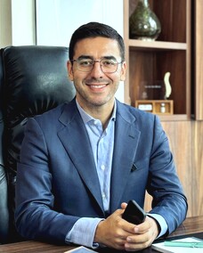 دکتر شاهین رضازاده