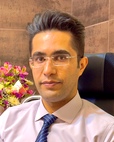 دکتر سینا حقیقت