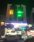 دکتر سمانه سالاری