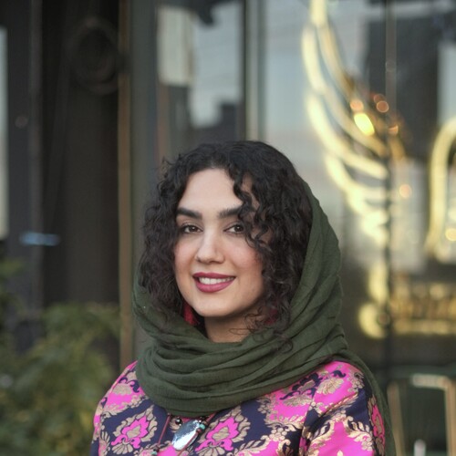 مهرناز شرین کار