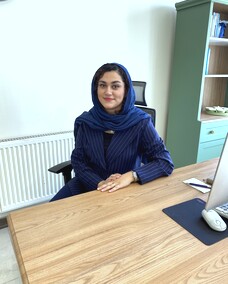 دکتر نازنین داودی