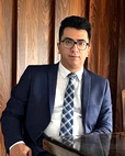 دکتر فرزاد موذنی
