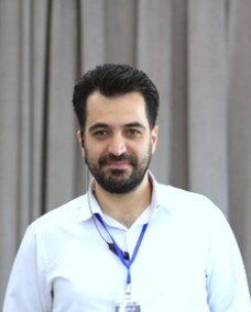 رضا وطنی