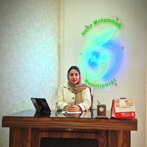 نادیا محمدی زاوله