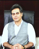 دکتر مهدی آزاد