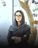مریم مومنی
