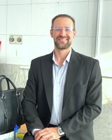 دکتر حسین نبیئی