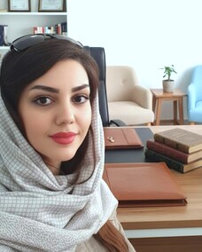 زهره نجفی