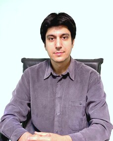 روزبه کمایی