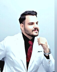 دکتر پوریا عزتی