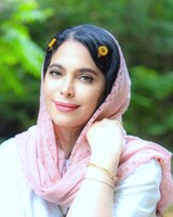 دکتر سارا غلام نژاد