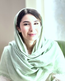 سمانه نیک نژاد