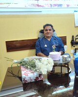 دکتر هادی دستگرد