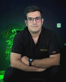 طاها صالحی