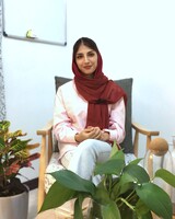  زهرا کاظمی احمد آبادی