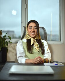 فاطمه تنگستانی