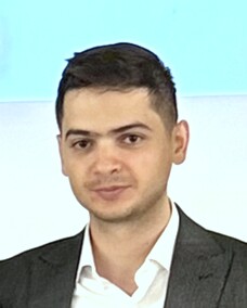 دکتر حامد فلاح