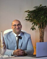 دکتر منصور یحیاوی