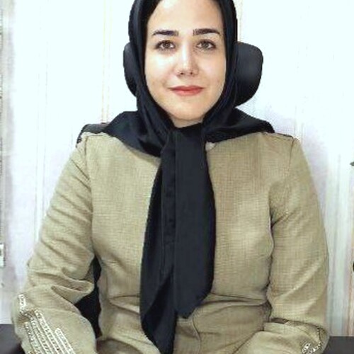 زهره حسینی