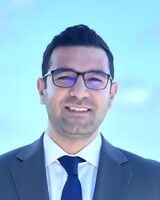 دکتر یاسر خاکپور