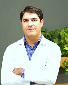 دکتر داوود شفیعی