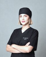 دکتر نیلوفر عجمی