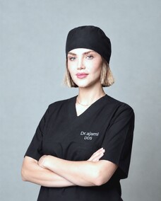 دکتر نیلوفر عجمی
