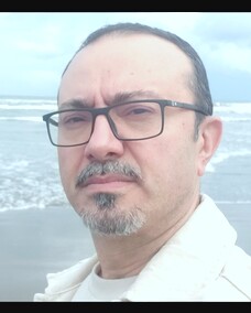 دکتر شاهین واقفی