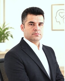 کامران خیری