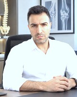 دکتر علی ذکریایی
